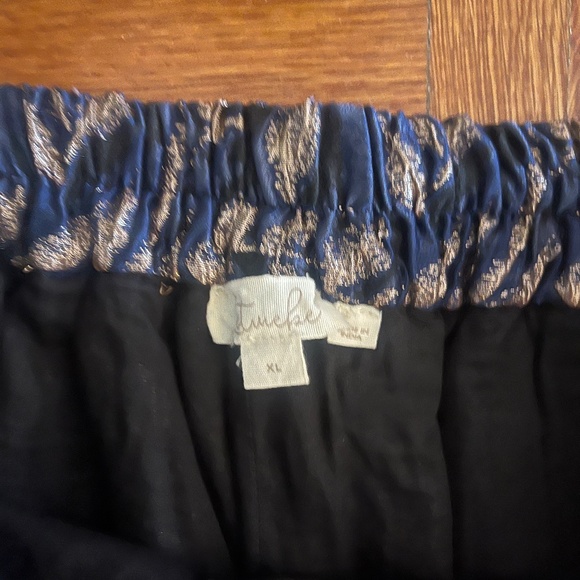 Let me Be Jackie Jacquard Cropped Pants - Picture 7 of 10